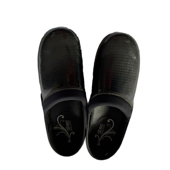 Abeo Black Patent Leather Stapled Clog Grid Pattern Ellie 8.5M Rubber Sole - Picture 1 of 10